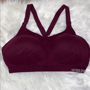 VICTORIA SPORT | Lightly Lined Maroon Sports Bra